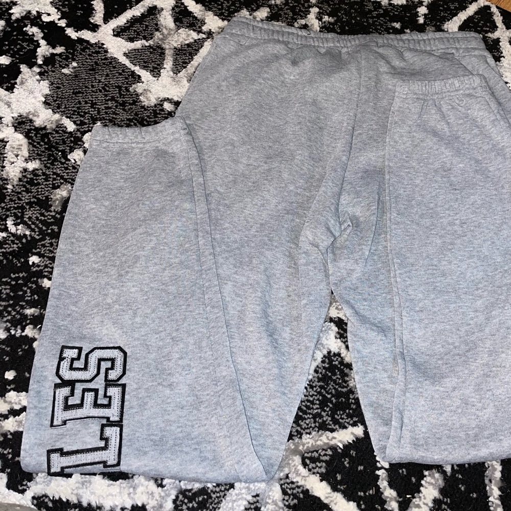 THRILL PANTS 🧚🏻♂️ - Picture 4 of 4